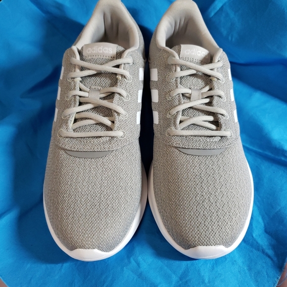 Women’s Adidas Cloudform Running Shoes - Picture 5 of 8